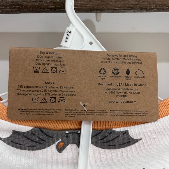 Rabbit + Bear Organic Halloween Pajama Set With Socks Size 24 Month Toddler NWT - Picture 5 of 5